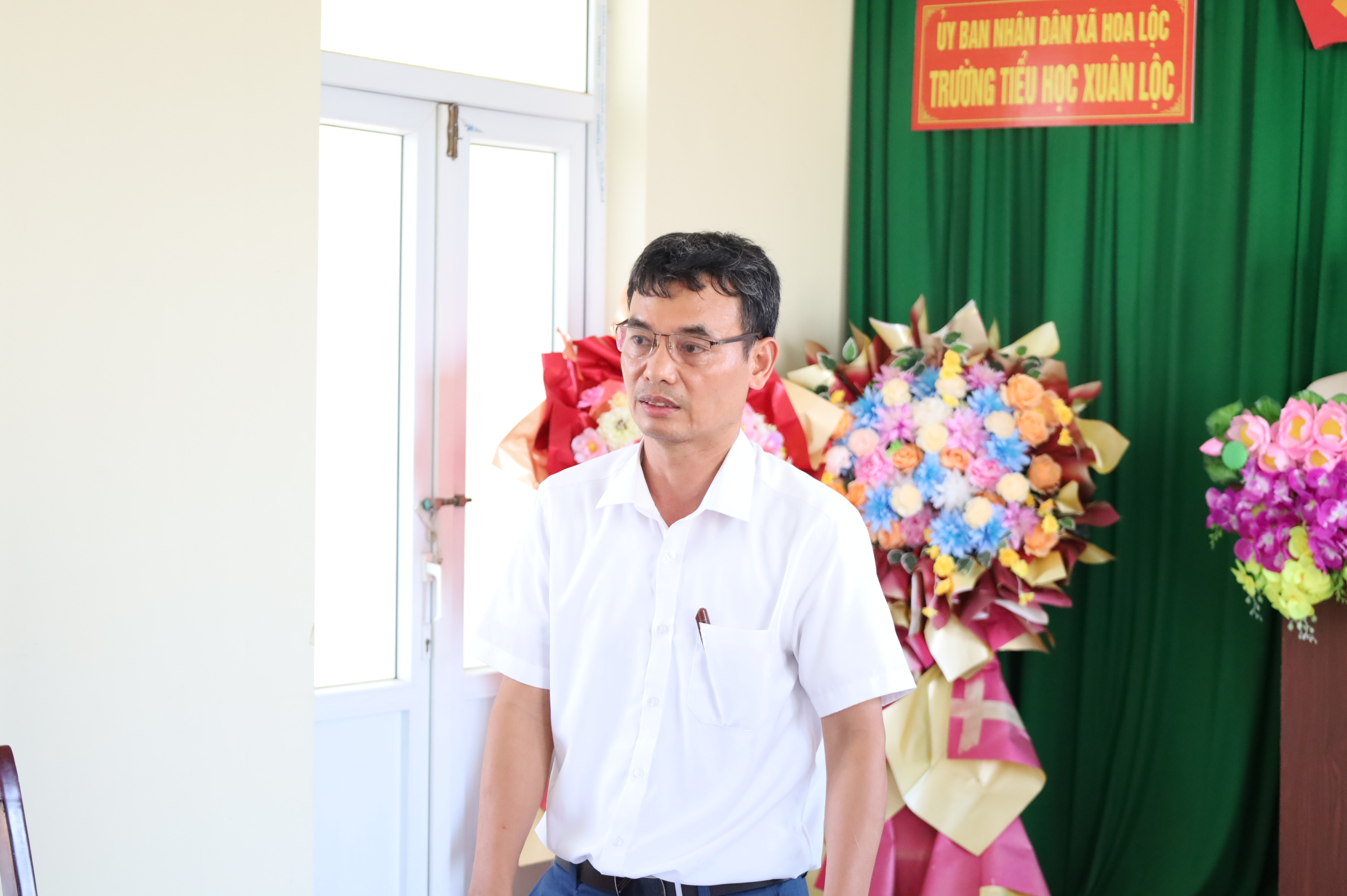 Anh-tin-bai